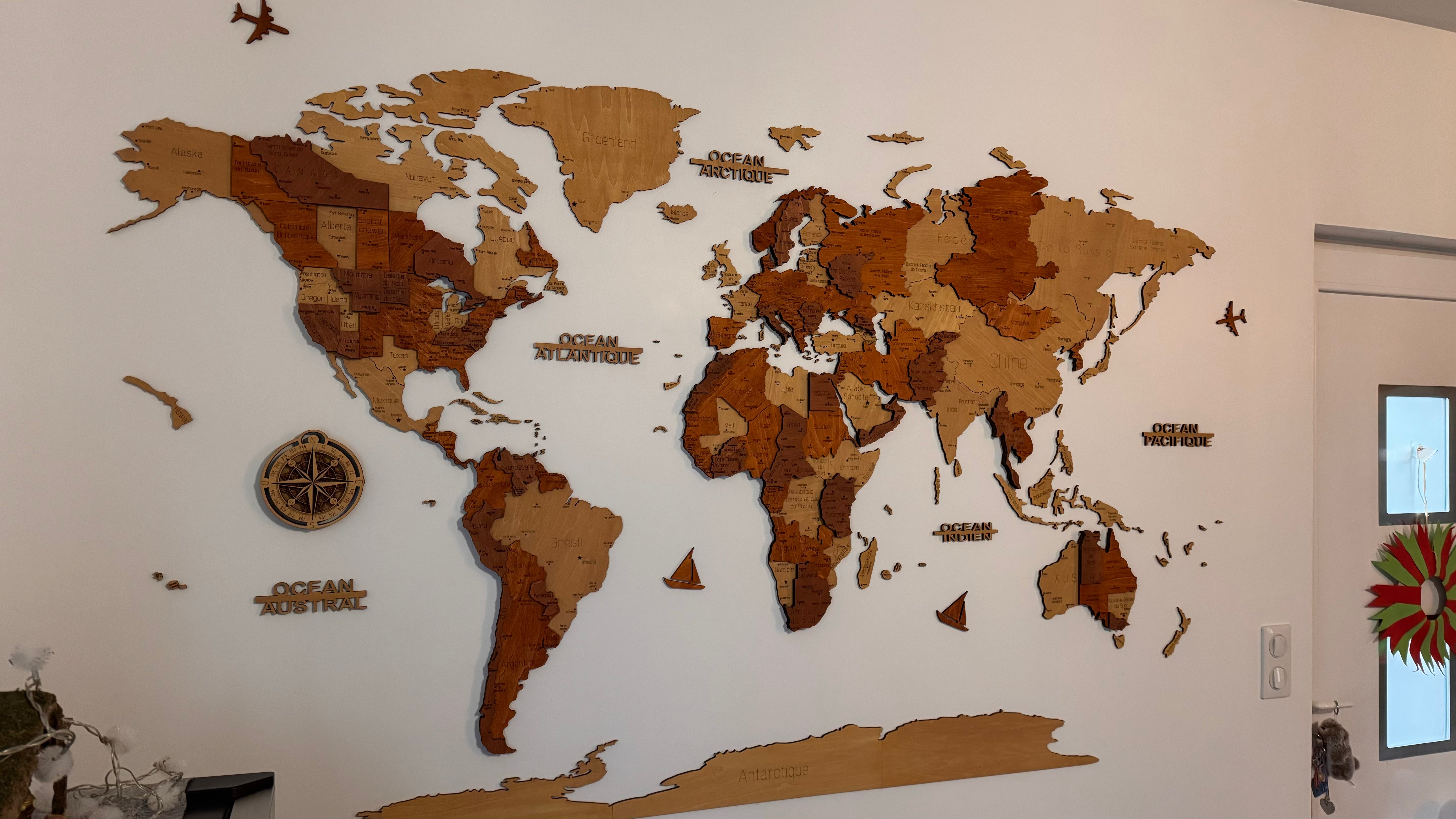 Carte du Monde Murale 3D en Bois – L’art du voyage sur vos murs - Fabriquée en France