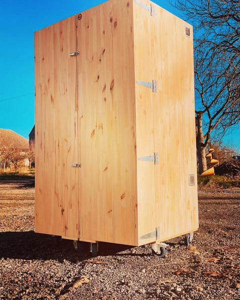 Equi+ ( Armoire double portes ) Wood Work