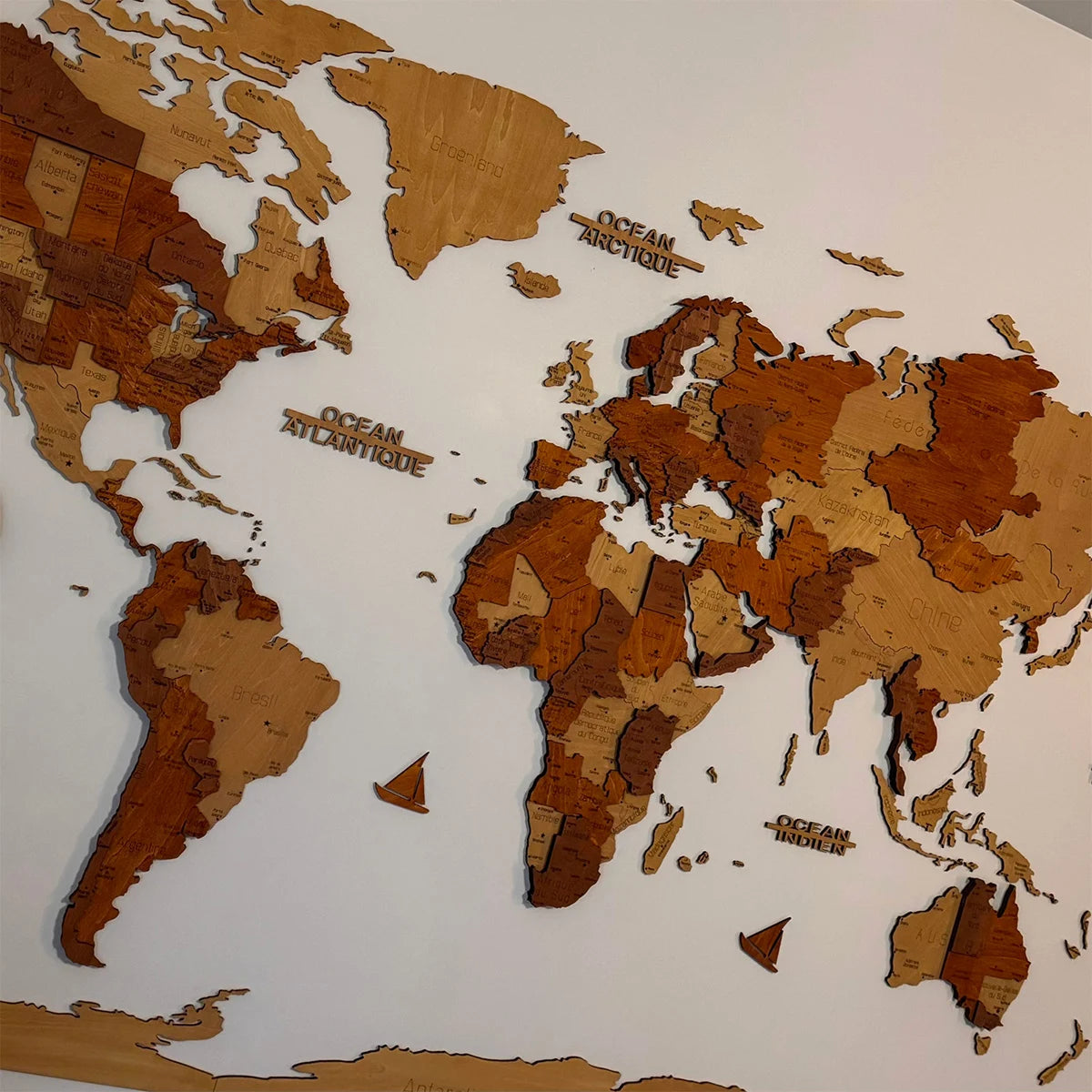 Carte du Monde Murale 3D en Bois – Fabrication  Française